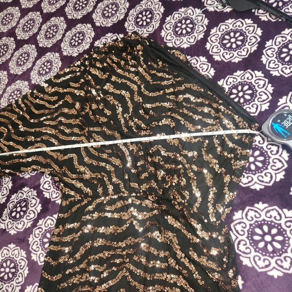 City Chic Size 16 Black and Rose Gold Sequin Party Dress - Picture 8 of 8